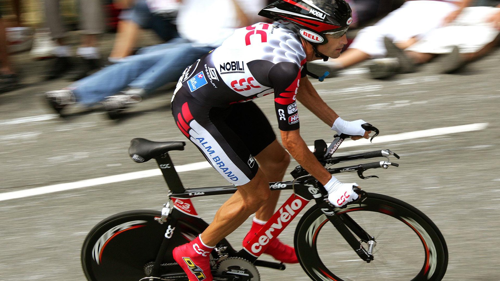 开云体育足球-WRC蒙特卡洛站结束，芬兰车手勇夺冠军，蒙特卡洛赛道记录