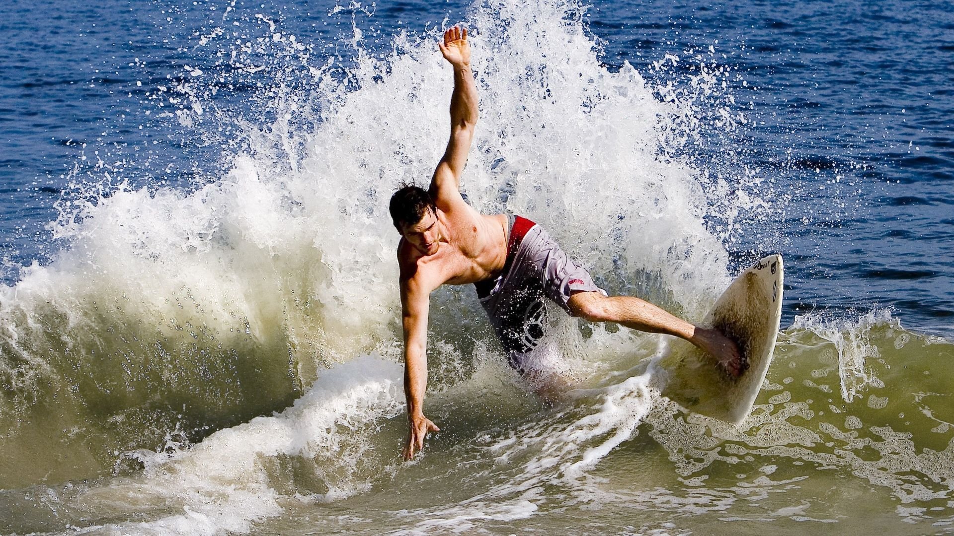 开云ky官网-《CS_GO》银河杯：豪门巅峰对抗，谁能问鼎？